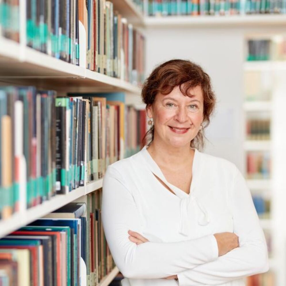 Prof claudia olk 1 1 format m